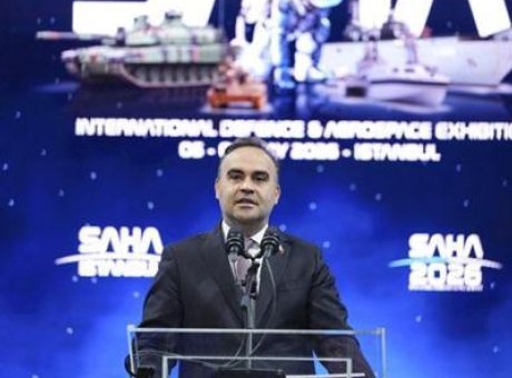 Savunma Sanayisi Zirvesi: Kacır’dan Avrupa’ya G&uuml;&ccedil;l&uuml; Mesajlar!