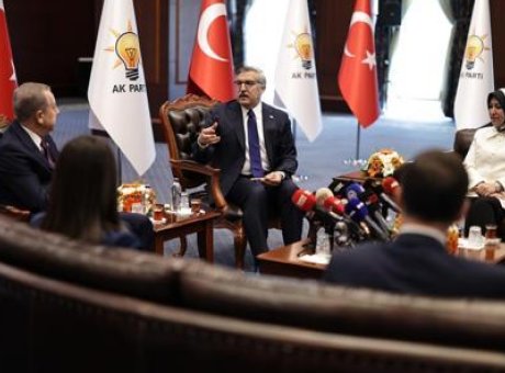 Siyasi Arenada Bir İlk: AK Parti ve CHP&rsquo;nin Bayramlaşma G&ouml;r&uuml;şmesi