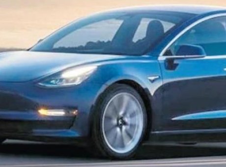Tesla’dan Tarihi Geri &Ccedil;ağırma: 219 Bin Ara&ccedil;ta Kritik G&uuml;venlik Sorunu!