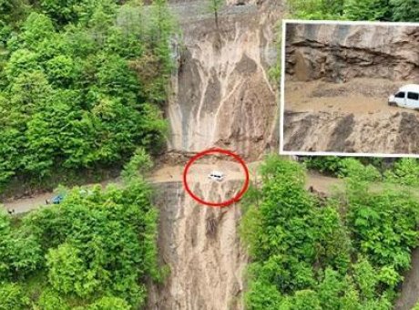 Trabzon’da Heyelan Panik Yaratıyor: “Neredeyse U&ccedil;urumdan Aşağı D&uuml;ş&uuml;yorduk!”