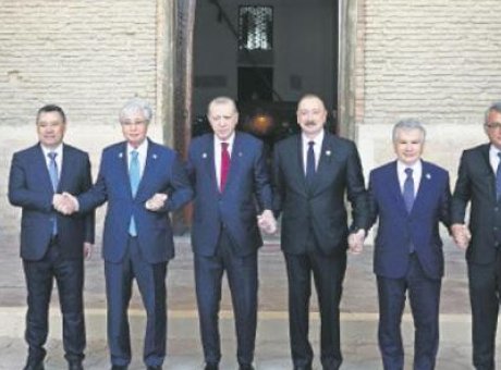 T&uuml;rk D&uuml;nyası Zirvesi&rsquo;nde Erdoğan&rsquo;dan G&uuml;&ccedil;l&uuml; İş Birliği Vurgusu