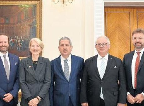 T&uuml;rkiye ve İngiltere&rsquo;den Havacılıkta &Ccedil;ığır A&ccedil;an İş Birliği: D&uuml;ş&uuml;k Karbonlu Yakıt &Uuml;retimi