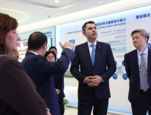 T&uuml;rkiye’nin Asrın İnşa Seferberliği: İklim Değişikliğiyle M&uuml;cadelede K&uuml;resel Vizyon