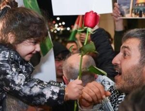 Uluslararası Aktivistlerin Dramı: Alıkonuldukları Yolculuğun Ardından T&uuml;rkiye’ye İndiler