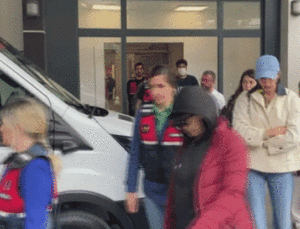 &Uuml;nl&uuml;ler D&uuml;nyasında Şok Gelişme: Uyuşturucu Operasyonu Kapsamında Kimler G&ouml;zaltında?