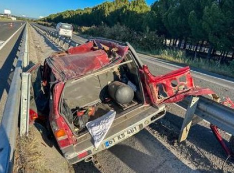 Uşak-İzmir Yolunda Feci Kaza: Hayatını Kaybedenler ve Yaralılar