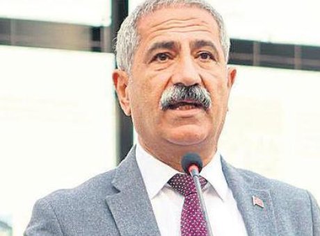 Adalar&rsquo;da R&uuml;şvet Skandalı: Belediye Başkanı G&ouml;zaltında!
