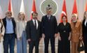 Bakan &Ccedil;ift&ccedil;i’den Şok A&ccedil;ıklama: Sokak Hayvanlarına Kalıcı &Ccedil;&ouml;z&uuml;m Arayışında!