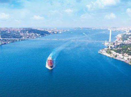Boğaz Ge&ccedil;iş &Uuml;cretleri 10 Kat Artacak: Gelirler Rekor Kırıyor!