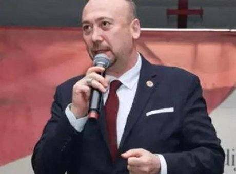 CHP’de İstifa Krizi: &Ouml;zkan Yalım’ın Durumu Ne Olacak?