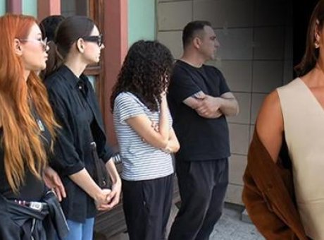 Ece İrtem’in Ani &Ouml;l&uuml;m&uuml; Şok Etti: Arkadaşları G&ouml;zyaşları İ&ccedil;inde Veda Etti