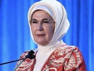 Emine Erdoğan’dan LGS &Ouml;ğrencilerine Moral Dolu Mesaj: “Hayallerinize İnanın!”
