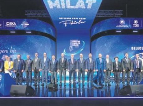 Geleceği Şekillendiren Fikirler: Emlak Konut Zirvesi 2026&rsquo;da En Yenilik&ccedil;i Projeler Tanıtıldı