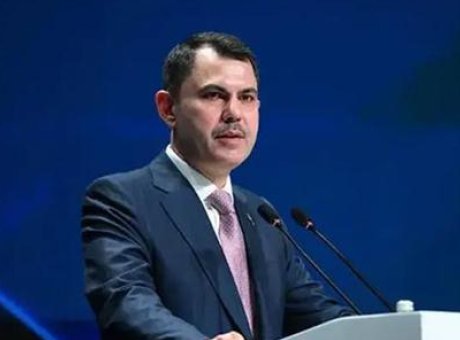 İklim Kriziyle M&uuml;cadelede &Ouml;zel Sekt&ouml;r&uuml;n Rol&uuml;: Bakan Kurum’dan Kritik Mesajlar