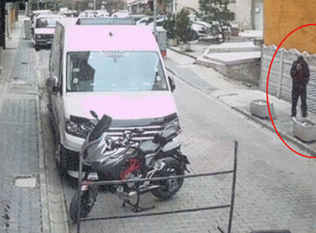 İnanılmaz Dolandırıcılık: Yaşlı Kadın 7.5 Milyon TL&rsquo;yi Nasıl Kayıp Etti?