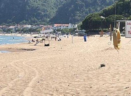 İnkumu Plajı’nda Y&uuml;rekleri Ağızlara Getiren Anlar: 32 Kişi Boğulma Tehlikesi Ge&ccedil;irdi