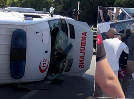 Kağıthane’de Korkun&ccedil; Kaza: Ambulans ve Motosiklet &Ccedil;arpıştı, 4 Yaralı!
