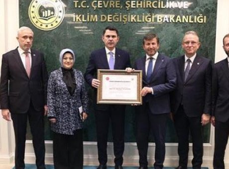 K&uuml;tahya’da Bakan Kurum’a ‘Fahri Hemşehrilik’ Onuru: Pazarlar’dan &Ouml;nemli Adımlar
