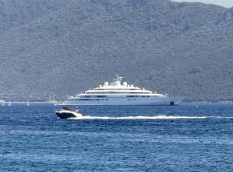 L&uuml;ks&uuml;n Zirvesi: Bodrum&rsquo;da 150 Milyon Dolarlık Y&uuml;zen Saray