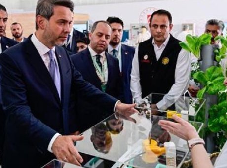 Sıfır Atık Festivali’nde Bakan Bayraktar’dan Geleceğe D&ouml;n&uuml;ş&uuml;m Mesajı