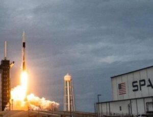 SpaceX&rsquo;in Değeri 3 Trilyona Ulaştı: Amazon ve Microsoft’a Fark Atıyor!
