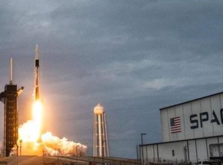 SpaceX&rsquo;in Değeri 3 Trilyona Ulaştı: Amazon ve Microsoft’a Fark Atıyor!