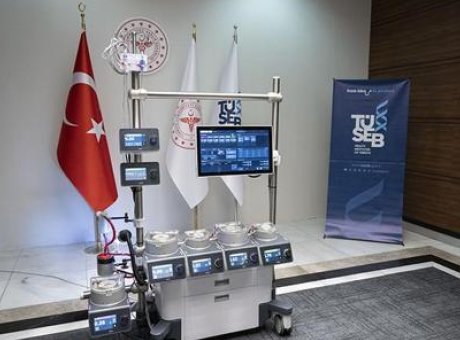 T&uuml;rk Tıbbında &Ccedil;ığır A&ccedil;an Başarı: Yerli Kalp-Akciğer Makinesi İlk Hastada Kullanıldı!