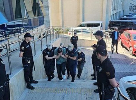 Zonguldak’ta Ter&ouml;rle M&uuml;cadele Operasyonu: 3 G&ouml;zaltı, 1 Tutuklama!