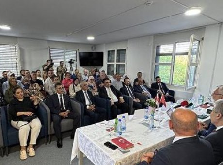Z&uuml;rih&rsquo;te T&uuml;rk Diasporasıyla Bir Araya Gelen Bakan Işıkhan&rsquo;ın Mesajı Ne?