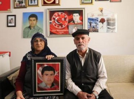10 Yıl Sonra Aynı Acıyla Yaşayan Aile: Unutulmaz Bir Kahramanın Anıları