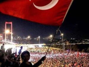 15 Temmuz: Demokrasi İ&ccedil;in Canlarını Feda Edenlerin Anısına En G&uuml;zel Mesajlar