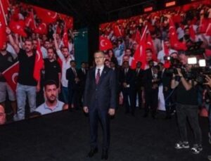 15 Temmuz’un Kahramanları: Dijital Zaman T&uuml;nelinde Tarihi Anlar Yeniden Canlandı