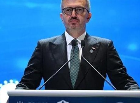 Afet Anlarında Medya Nasıl Y&ouml;netilmeli? Uzmanlardan &Ccedil;arpıcı &Ouml;neriler