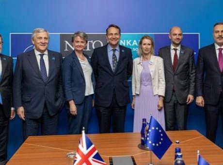 Ankara Zirvesi’nde Dikkat &Ccedil;eken Buluşma: Hakan Fidan ve Avrupa’nın Dışişleri Bakanları Bir Araya Geldi