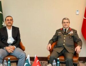 Askeri İşbirliği Zirvesi: T&uuml;rkiye ve Pakistan Liderlerinden Tarihi Buluşma