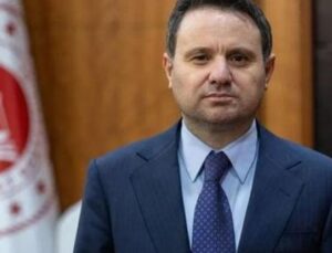 Bakan G&uuml;rlek’ten Kızılay’a 150 Bin Liralık Destek: İhtiya&ccedil; Sahipleri İ&ccedil;in &Ouml;nemli Adım