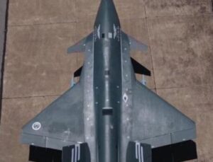 Bayraktar KIZILELMA, S&uuml;personik JET-230 ile İlk Atışını Ger&ccedil;ekleştirdi!