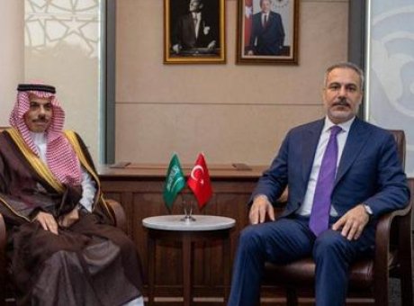 B&ouml;lgedeki Ateşi S&ouml;nd&uuml;rmek İ&ccedil;in Kritik G&ouml;r&uuml;şme: Hakan Fidan ve Faysal bin Ferhan Al Suud’un Telefonu