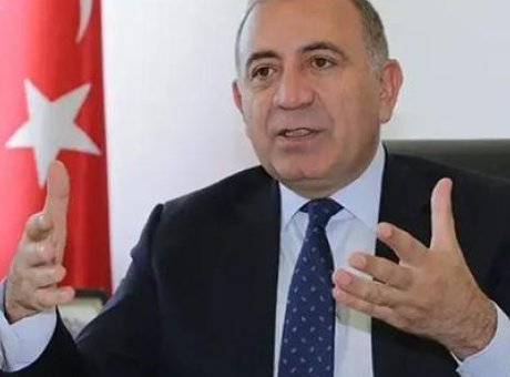 CHP’de Şaşırtan Gelişme: Tekin G&ouml;revine Devam Ediyor!