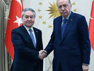 Cumhurbaşkanı Erdoğan, Kırgızistan Dışişleri Bakanı ile Kritik Toplantı Ger&ccedil;ekleştirdi