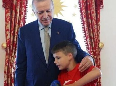 Cumhurbaşkanı Erdoğan&rsquo;dan Joshua Harris&rsquo;e Destek: Kekle Nefretle M&uuml;cadele!