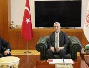 Ekonomide Yeni D&ouml;nem: Bakan Bolat ve TCMB Başkanı Karahan’dan Kritik Toplantı!