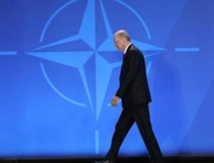 Erdoğan’dan NATO Zirvesi’nde Kritik Diplomasi: Hangi Liderlerle G&ouml;r&uuml;şt&uuml;?