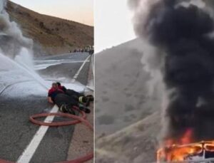 Erzincan’da Otob&uuml;s Yangını: Şans eseri Yolcu Yoktu, Ama Trafik Kilitlendi!
