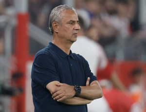 Fenerbah&ccedil;e, Gornik Zabrze’yi Ge&ccedil;ti: İsmail Kartal’dan Şaşırtan A&ccedil;ıklamalar!