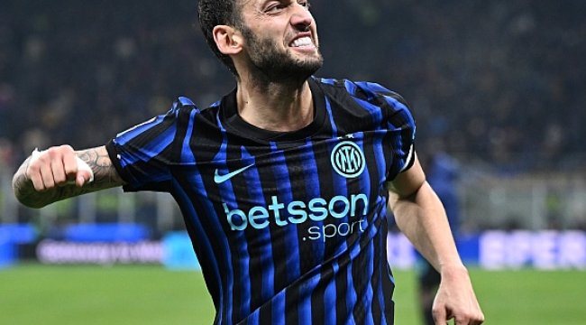 Fenerbah&ccedil;e’nin G&ouml;zdesi Hakan &Ccedil;alhanoğlu: T&uuml;rkiye’ye D&ouml;n&uuml;ş İhtimali G&uuml;ndemde!