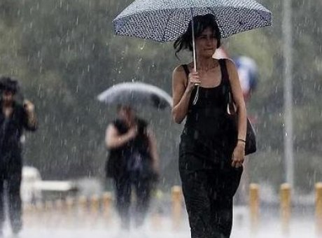 İstanbul’a Serinlik Getirecek Yağmur: Bug&uuml;n Hava Nasıl Olacak?