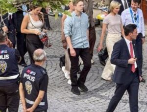 İzlanda Başbakanı’nın Ankara Kalesi Ziyareti: Şehir Manzarası ve Sıcak Karşılamaya Dikkat!