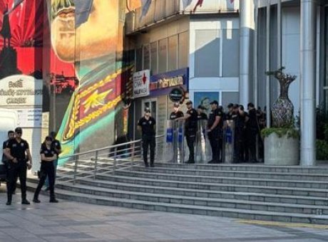İzmit’te Şok Gelişme: Belediye Başkanı ve 28 Ş&uuml;pheli G&ouml;zaltında!