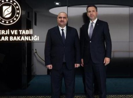 Kerk&uuml;k&rsquo;te Enerji İttifakı: Bakan Bayraktar ve Vali Ağa&rsquo;nın Tarihi Buluşması